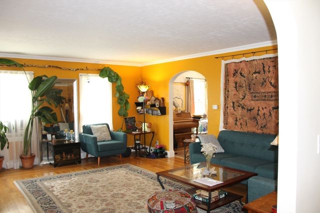 30 Marwood Road, Worcester, MA 01602