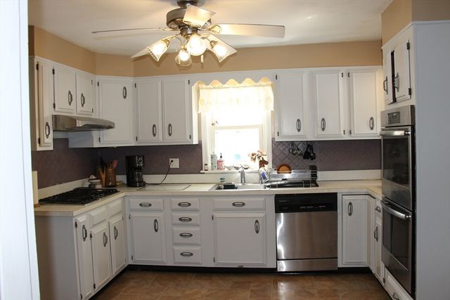 30 Marwood Road, Worcester, MA 01602