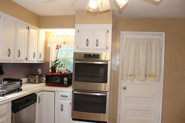 30 Marwood Road, Worcester, MA 01602
