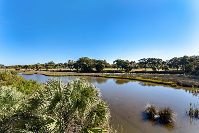 811 Treeloft Trace, Seabrook Island, SC 29455