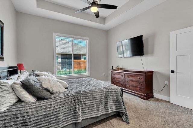 744 N Thornton Ct, Wichita, KS 67235