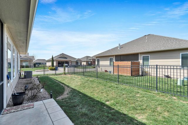 744 N Thornton Ct, Wichita, KS 67235