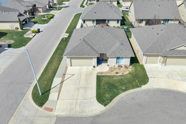 744 N Thornton Ct, Wichita, KS 67235