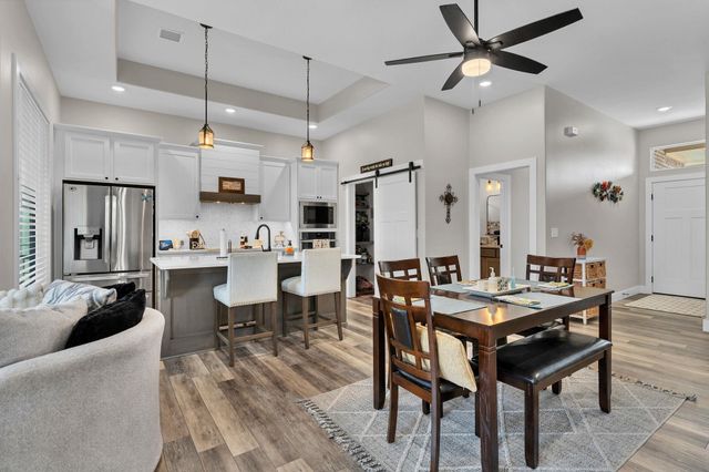 744 N Thornton Ct, Wichita, KS 67235