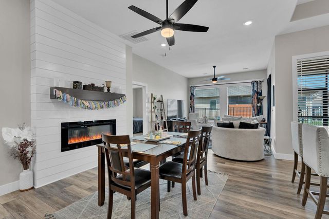 744 N Thornton Ct, Wichita, KS 67235