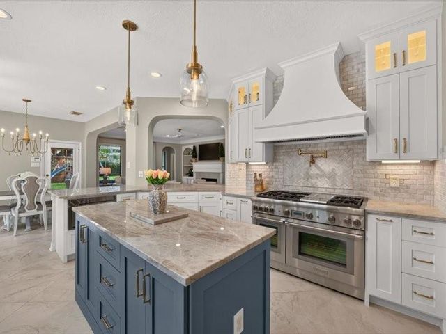 202 W Larah Lane, Houston, TX 77094