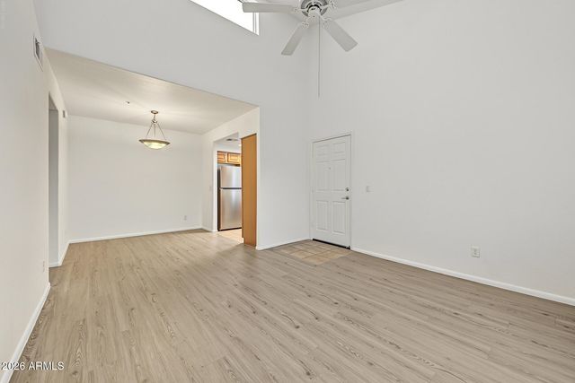 7008 E Gold Dust Avenue Apt 214, Paradise Valley, AZ 85253