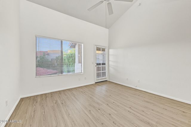 7008 E Gold Dust Avenue Apt 214, Paradise Valley, AZ 85253