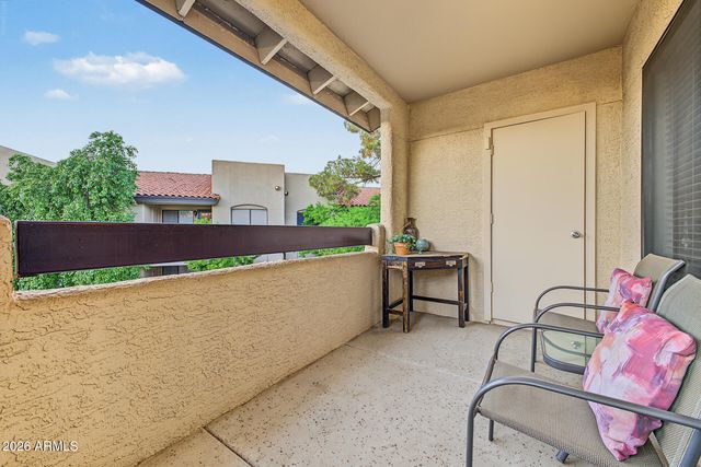 7008 E Gold Dust Avenue Apt 214, Paradise Valley, AZ 85253