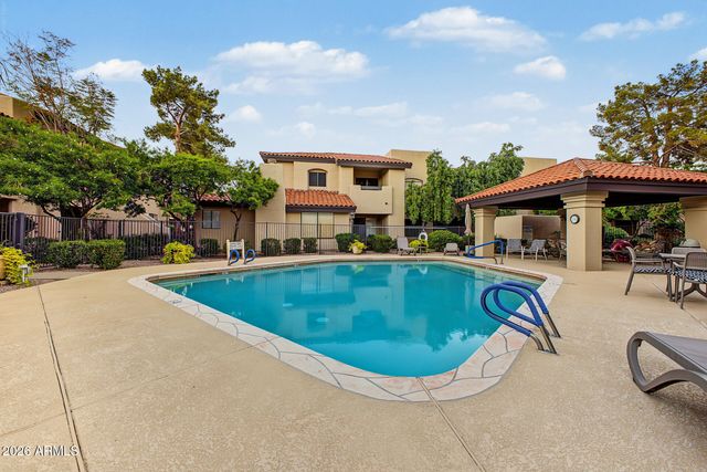 7008 E Gold Dust Avenue Apt 214, Paradise Valley, AZ 85253