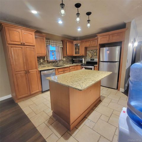 13 Lakeview Drive, Warwick, NY 10990