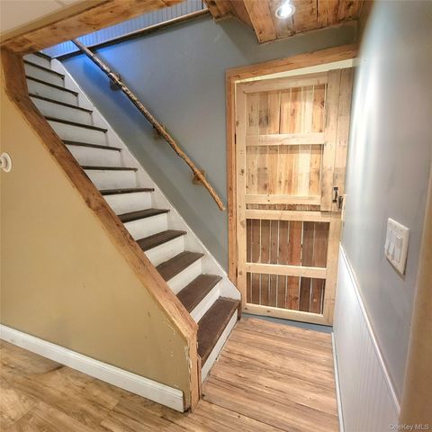 13 Lakeview Drive, Warwick, NY 10990