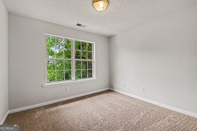 320 Magnolia Walk Lane, Atlanta, GA 30349