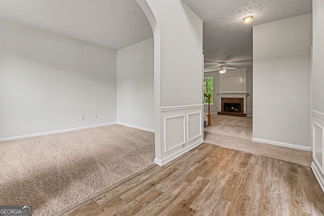 320 Magnolia Walk Lane, Atlanta, GA 30349