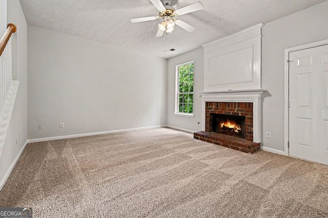 320 Magnolia Walk Lane, Atlanta, GA 30349