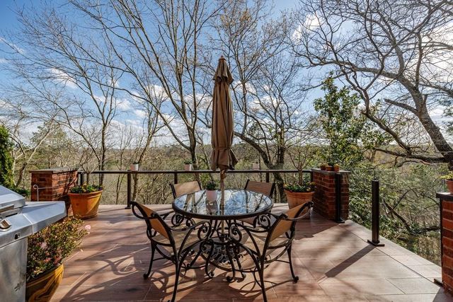 3295 Stillhouse Road SE, Atlanta, GA 30339