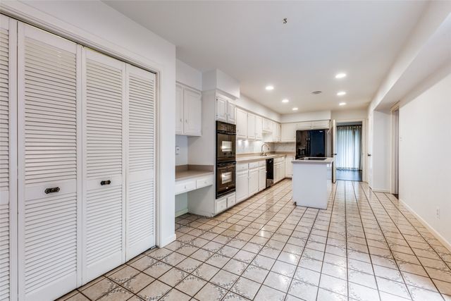 12202 Montego Plaza, Dallas, TX 75230