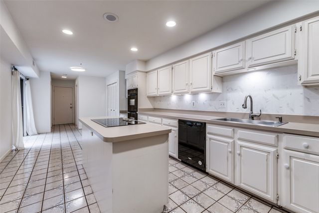 12202 Montego Plaza, Dallas, TX 75230