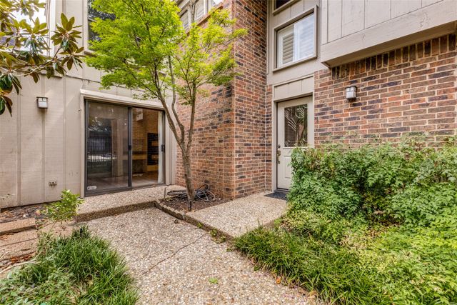 12202 Montego Plaza, Dallas, TX 75230