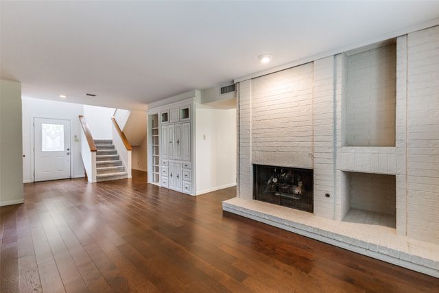 12202 Montego Plaza, Dallas, TX 75230