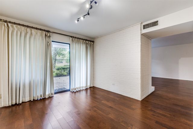 12202 Montego Plaza, Dallas, TX 75230