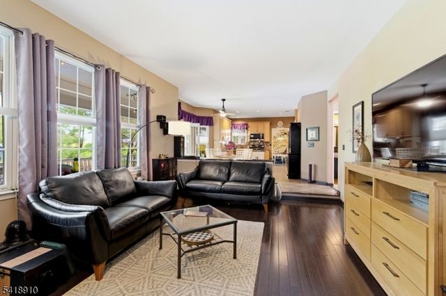 25 Leah Lane, Greenwich Twp., NJ 08886