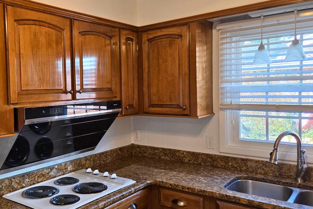 1008 S Palm Boulevard, Niceville, FL 32578