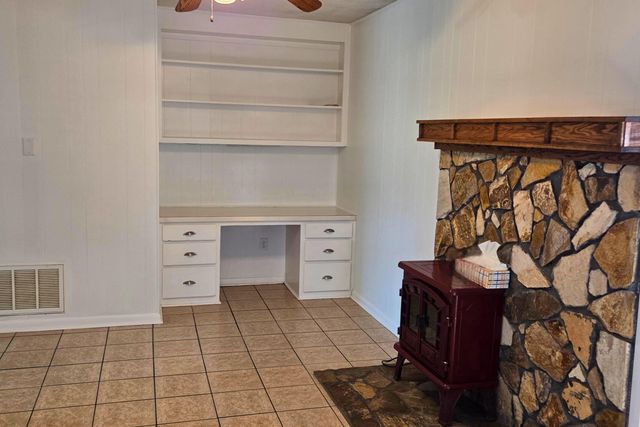 1008 S Palm Boulevard, Niceville, FL 32578