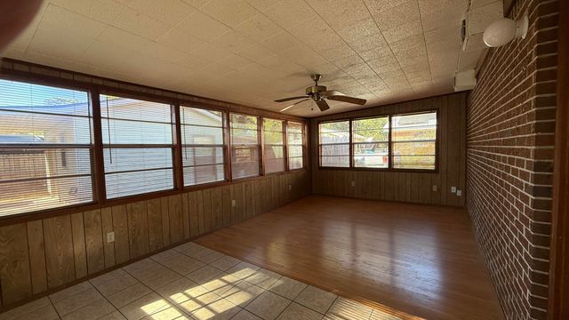 1008 S Palm Boulevard, Niceville, FL 32578