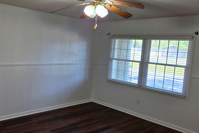 1008 S Palm Boulevard, Niceville, FL 32578