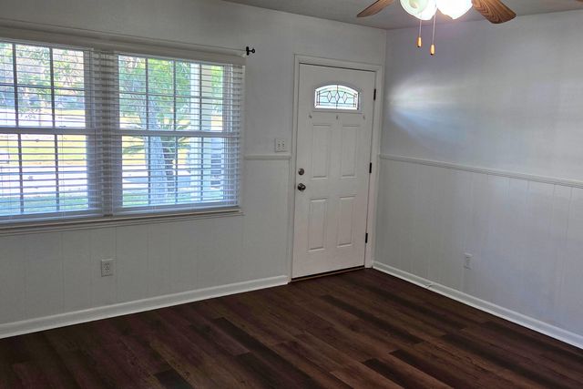 1008 S Palm Boulevard, Niceville, FL 32578