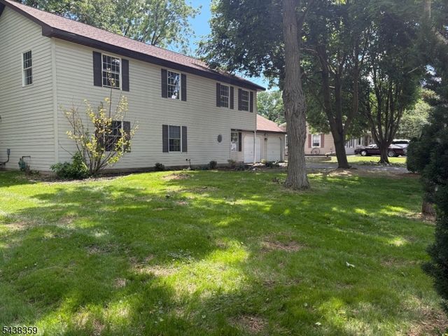 940 Hobson St, Alpha Boro, NJ 08865