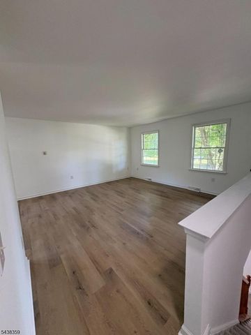940 Hobson St, Alpha Boro, NJ 08865