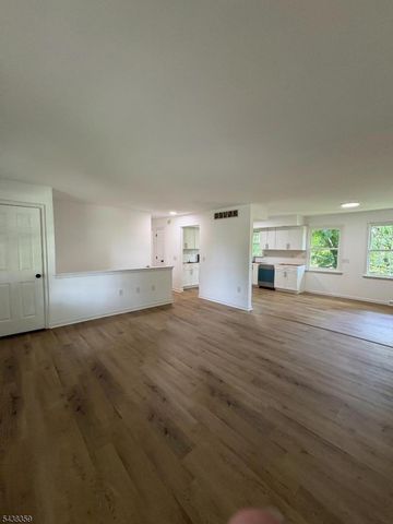 940 Hobson St, Alpha Boro, NJ 08865