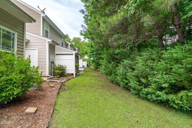 631 Whitetail Creek Way, Fuquay Varina, NC 27526