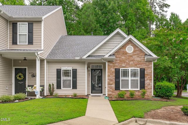 631 Whitetail Creek Way, Fuquay Varina, NC 27526