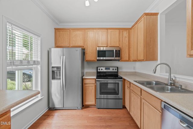 631 Whitetail Creek Way, Fuquay Varina, NC 27526