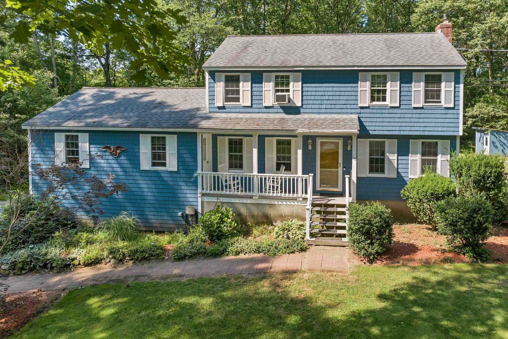 10 Twinbrook Drive, Derry, NH 03038