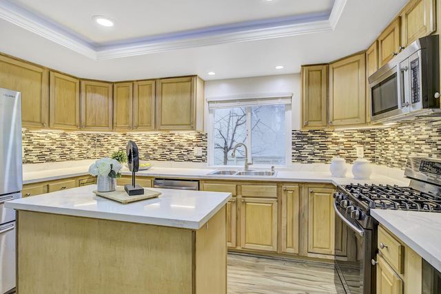 446 Santander Drive, San Ramon, CA 94583