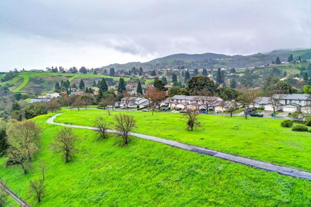 446 Santander Drive, San Ramon, CA 94583