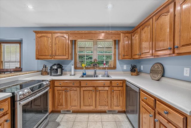 135 Mcdonough Road, Whitwell, TN 37397