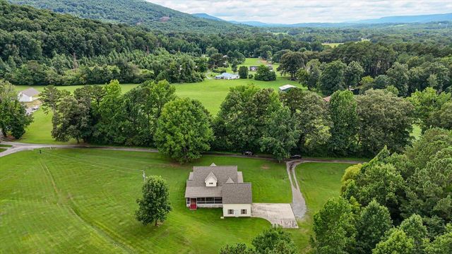 135 Mcdonough Road, Whitwell, TN 37397