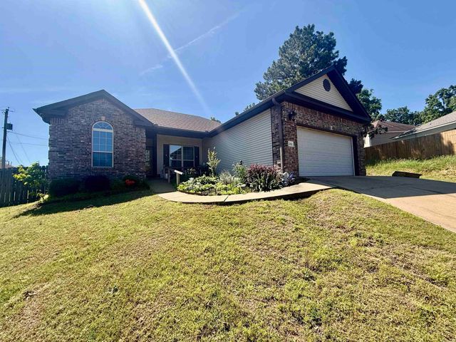 10611 Rockbrook Dr, Sherwood, AR 72120