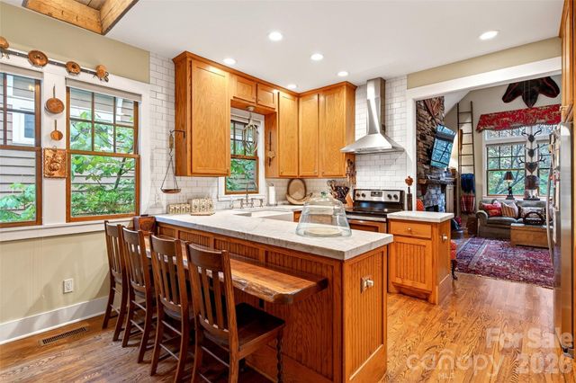 52 Cheshire Drive, Black Mountain, NC 28711