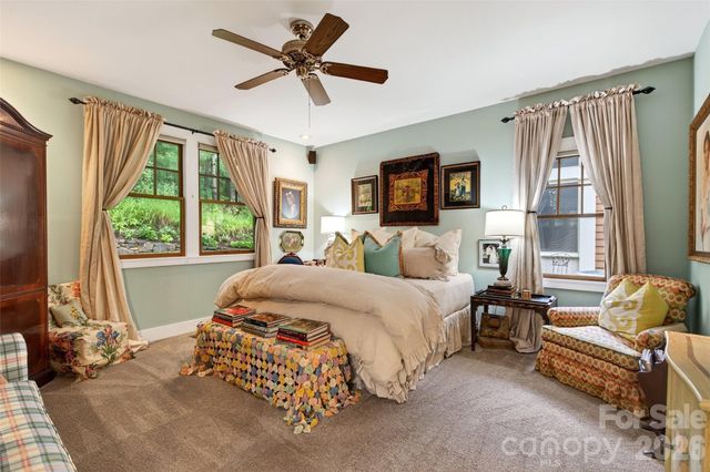 52 Cheshire Drive, Black Mountain, NC 28711