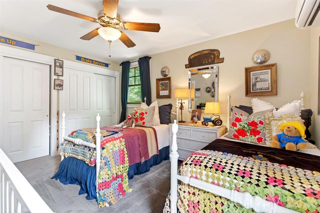 52 Cheshire Drive, Black Mountain, NC 28711