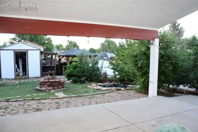 7670 Sunny view Lane, Colorado Springs, CO 80911