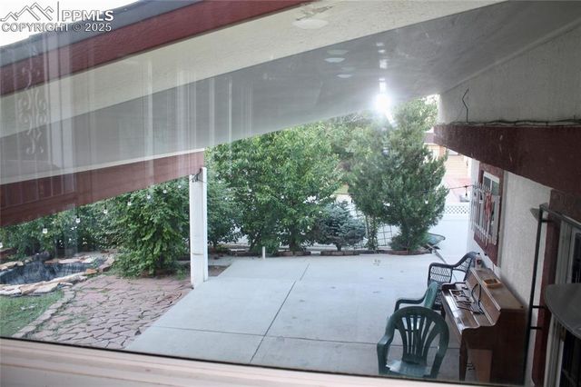 7670 Sunny view Lane, Colorado Springs, CO 80911