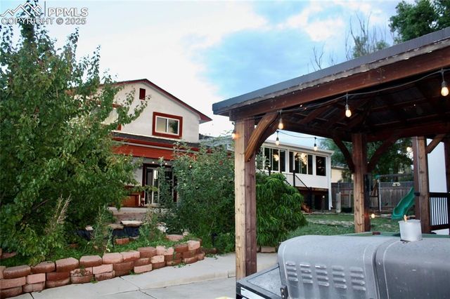 7670 Sunny view Lane, Colorado Springs, CO 80911