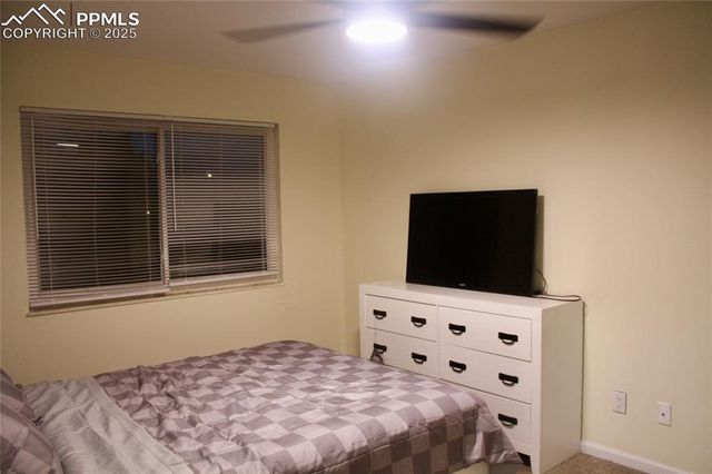 7670 Sunny view Lane, Colorado Springs, CO 80911